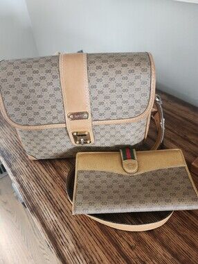 Gucci Beige Tan Monogram Micro GG Vintage Crossbody Bag with Matching Wallet